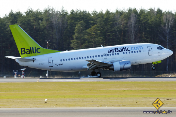 Boeing 737-522